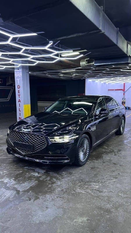 Genesis G90 2019