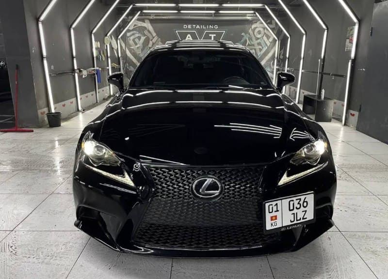 Lexus IS F-Sport 2016
