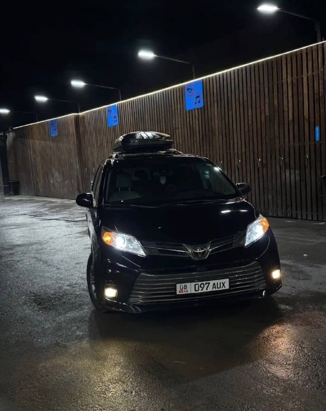 Toyota Sienna 2020